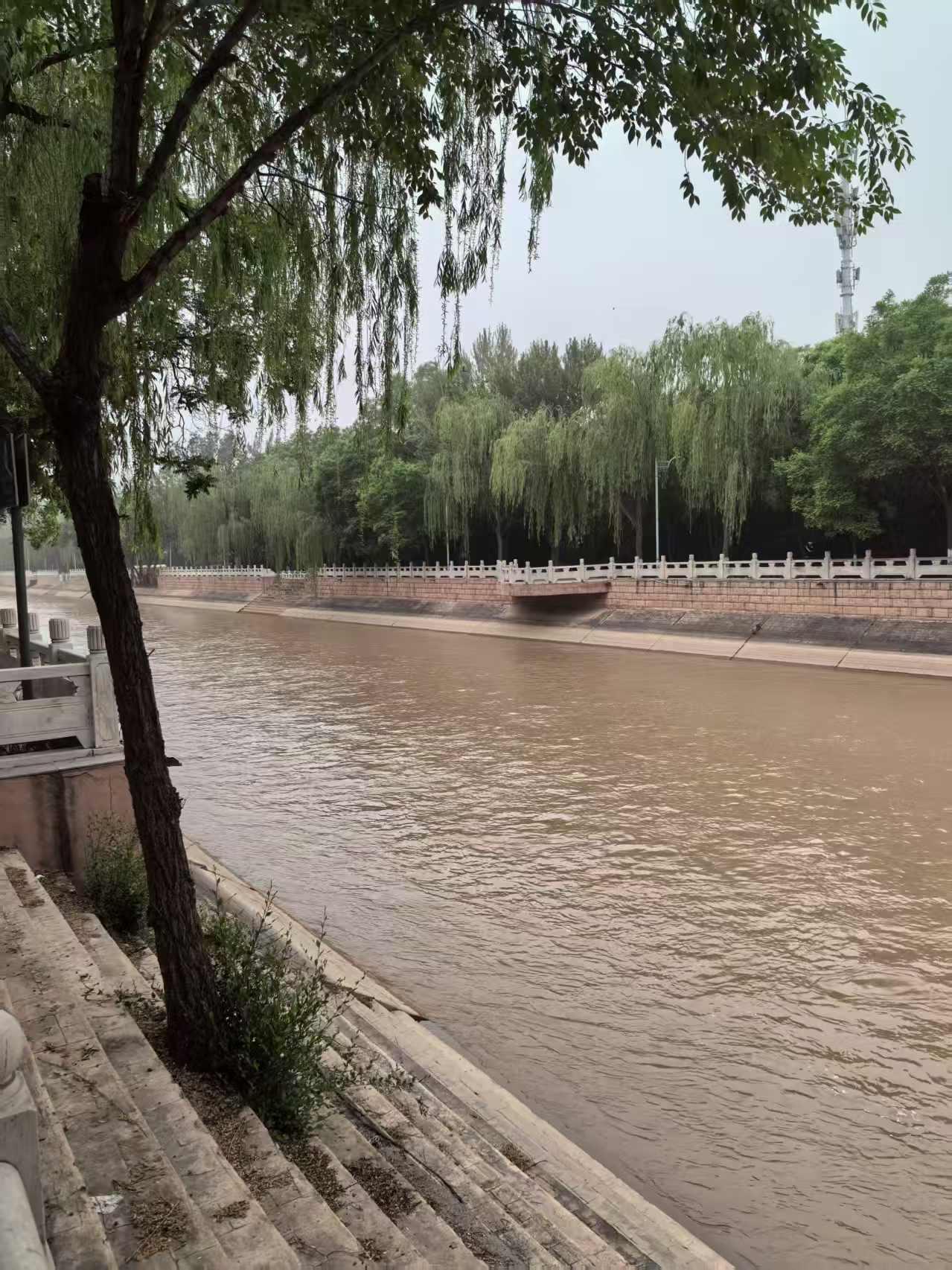 张福贵：背坑（5）


平田整地，抢时争分的硬仗



       春灌的闸门