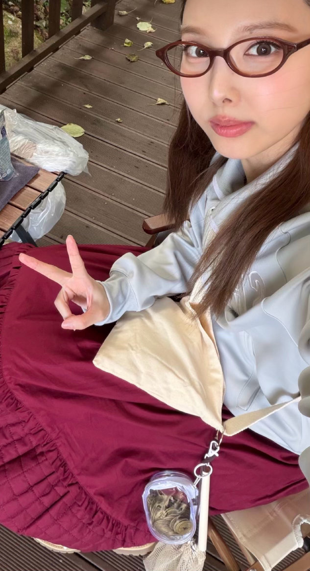 这ttt到底啥主题 为什么货币还是铜钱[泪奔] ​​​