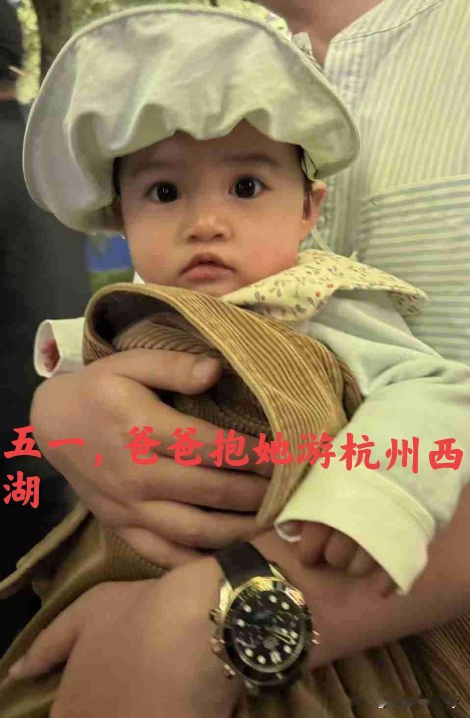 人一定要投胎到爱多于钱的家庭。后天，小外孙女一岁生日，我确信她一生都是有爱的。