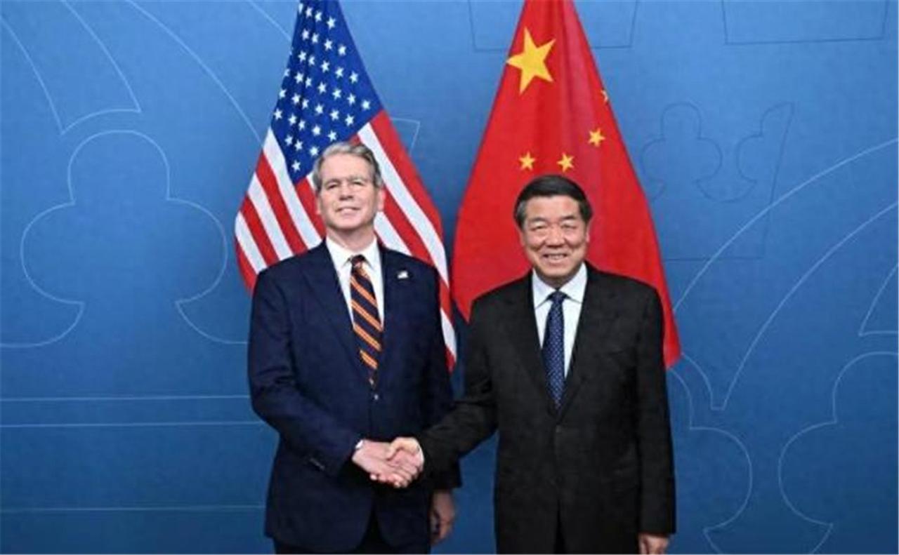 中美谈判结果惊呆全球！中方代表笑容满面，美国财长脸都绿了。

中美最新一轮经贸谈