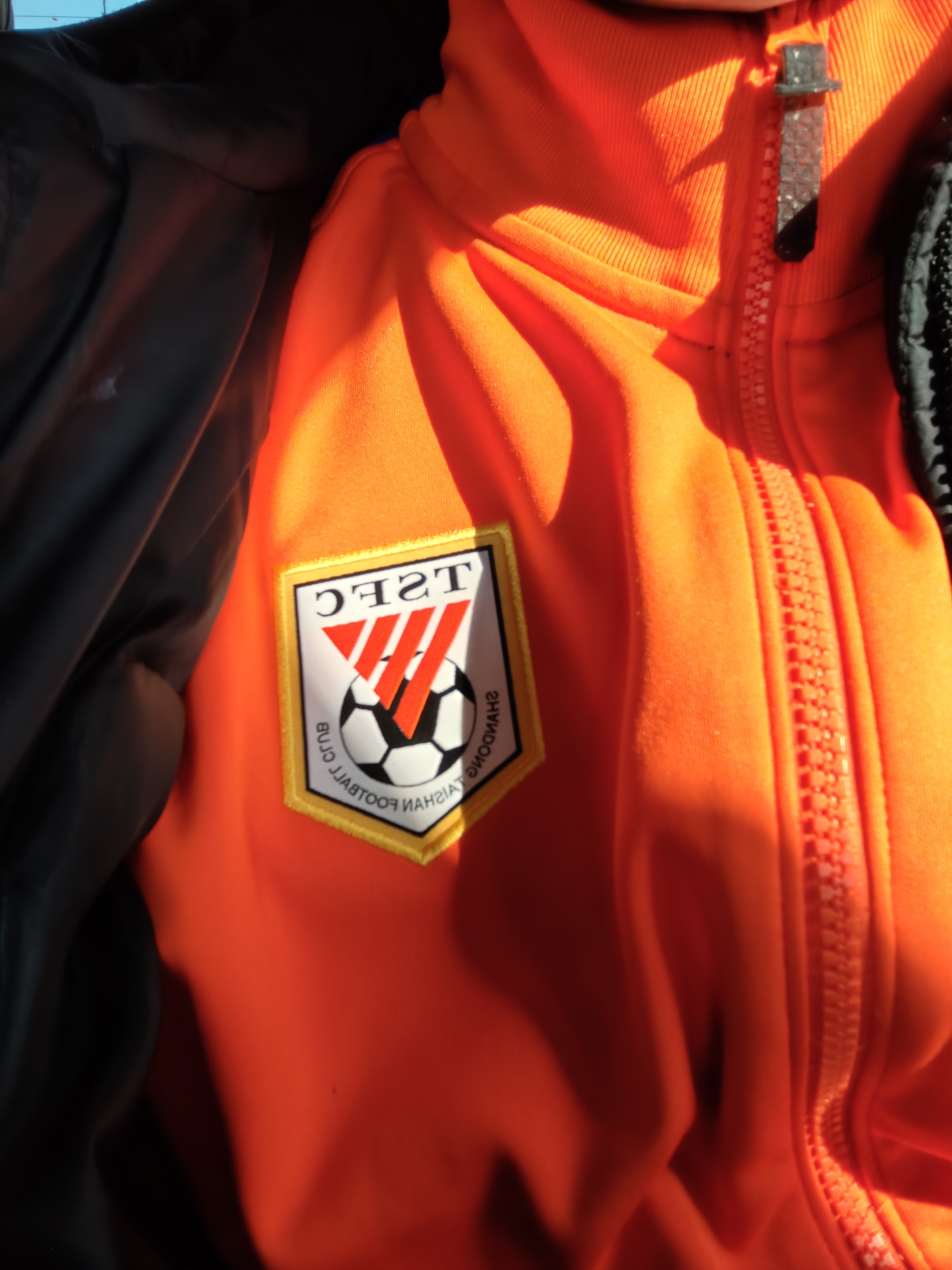 新赛季陪着泰山队南征北战，开启新赛季首战，济南奥体见山东泰山vs辽宁铁人 潍坊·