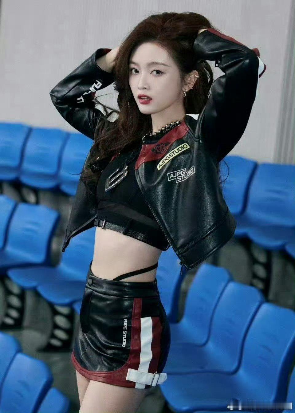 吴宣仪的热爱瞬间是生日演唱会 没想到吴宣仪给粉丝带来了这么大的惊喜，生日演唱会都