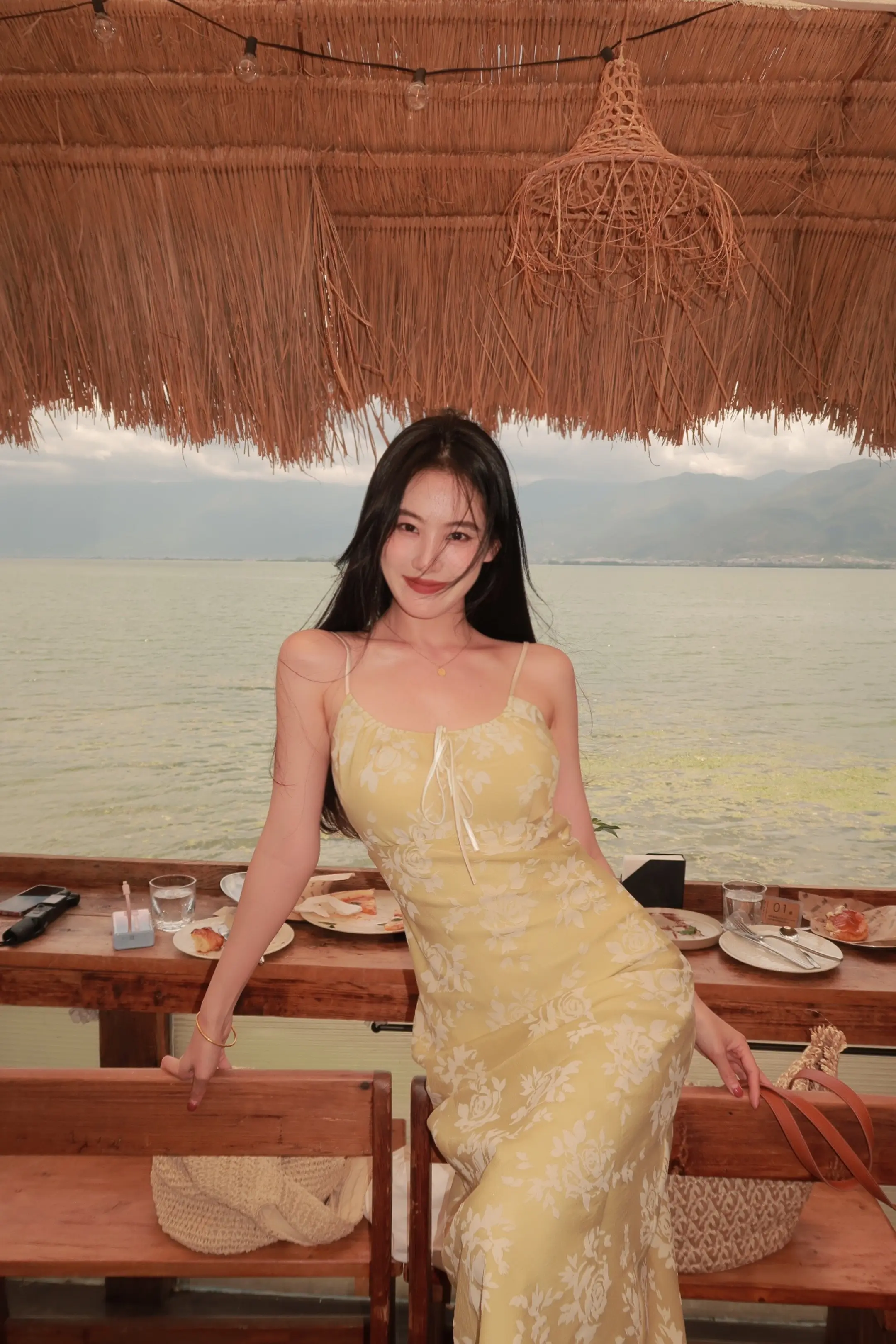 小乖 过客何须千千结