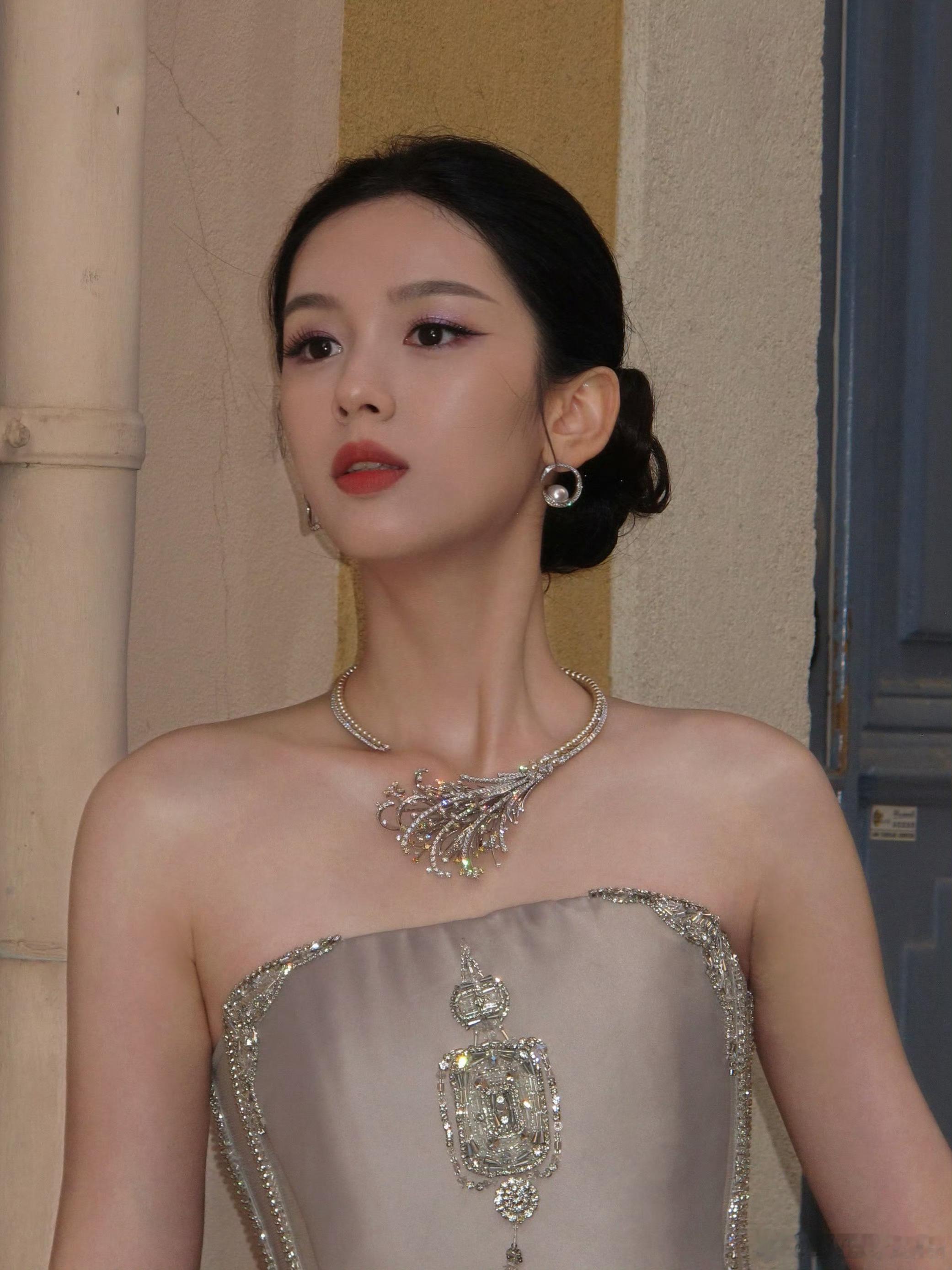 也子太美了吧！！！