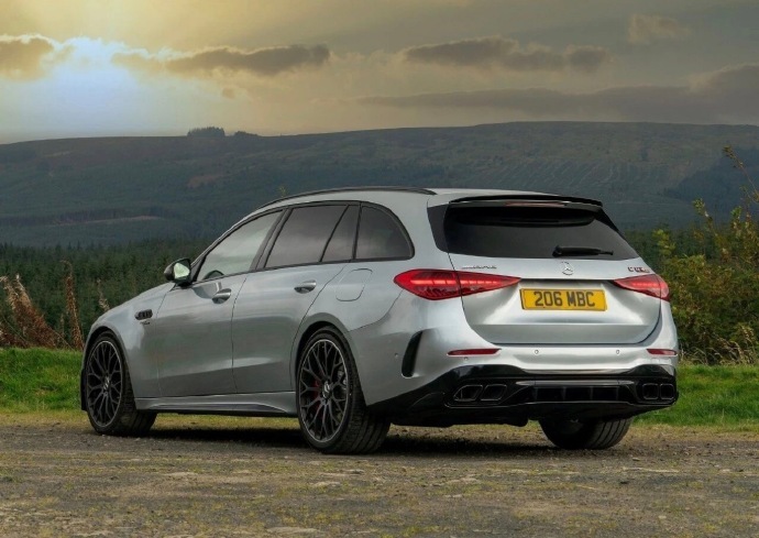 汽车 梅赛德斯奔驰 C63 S AMG E Performance Estate