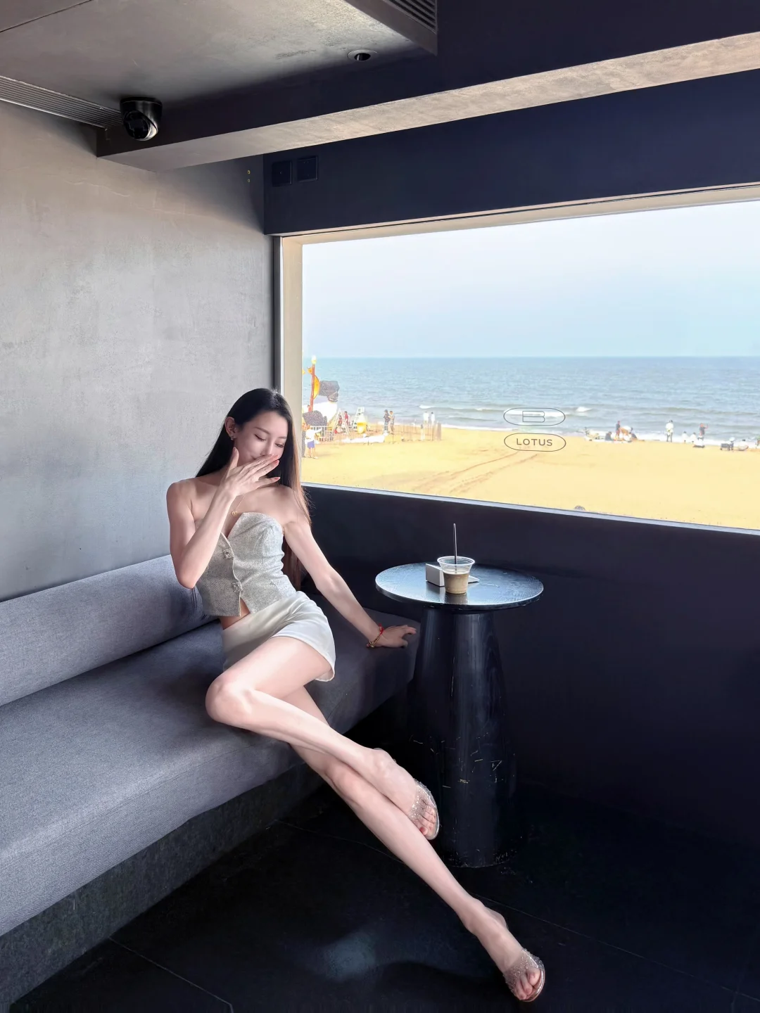 咖啡和海我都要🌊