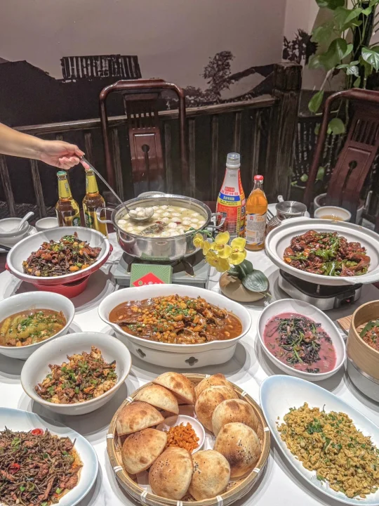 歌笛湖印象里的湖北老味！！找对地儿了...