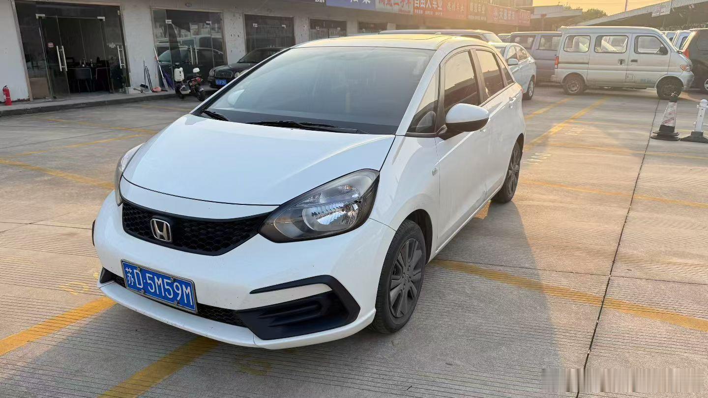 22年本田飞度，最后绝唱，平民超跑挽歌！1.5L自动带天窗，一键启动，一手车，4