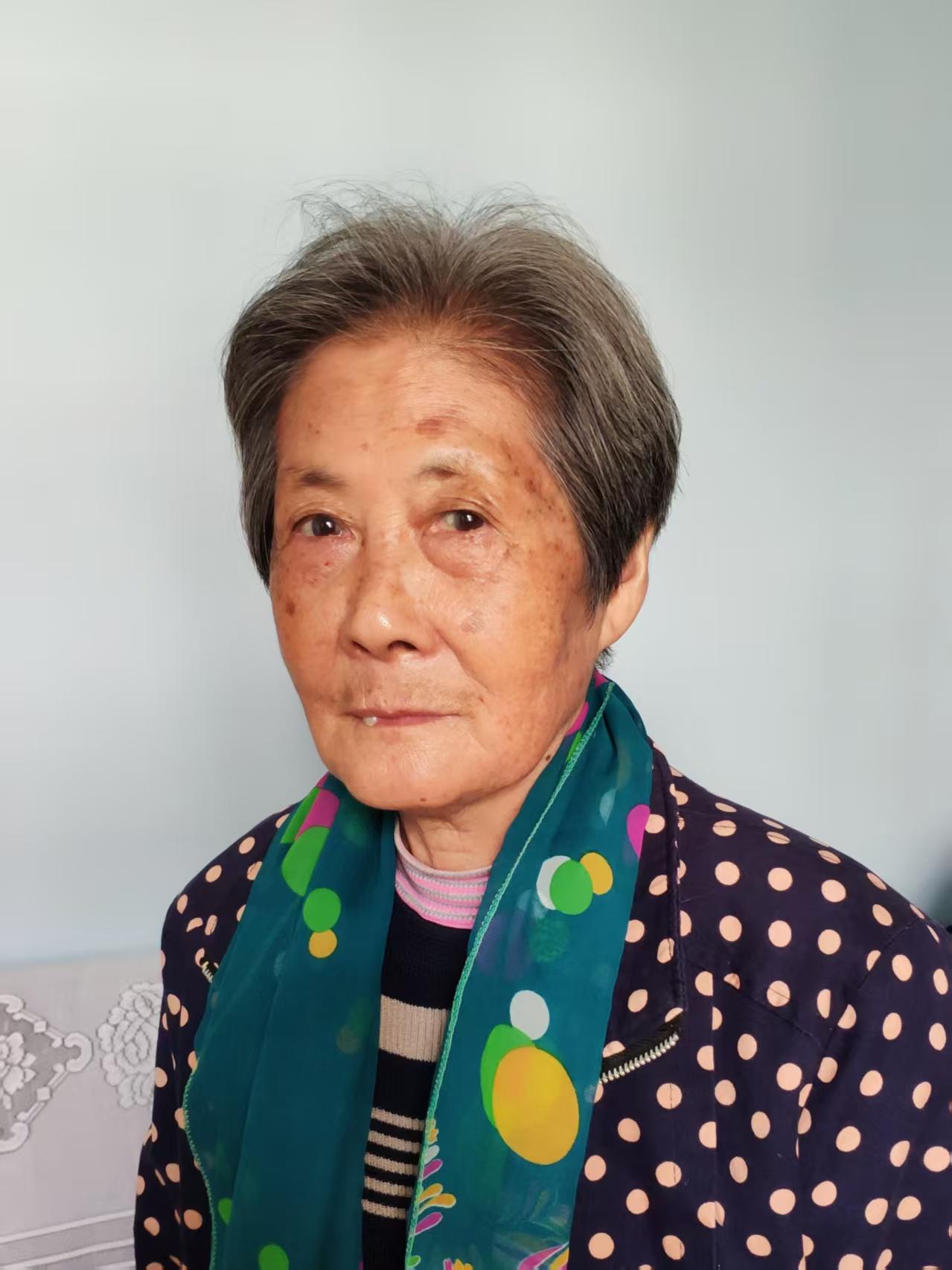 婆婆一路走好～🙏🏻🙏🏻🙏🏻

我婆婆昨天早晨八点钟🕰️

走完她平