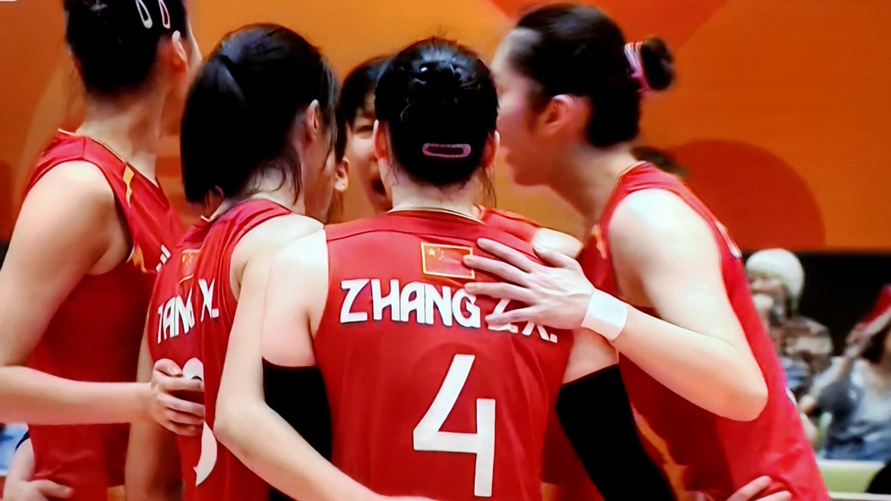 恭喜中国女排！北京时间9月18日12：00至13：09，在2026亚运会女排小组