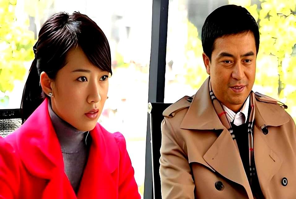 最狠的补刀，常常不是原著写的。
《蜗居》最刺人的地方，不是宋思明死了。
是他