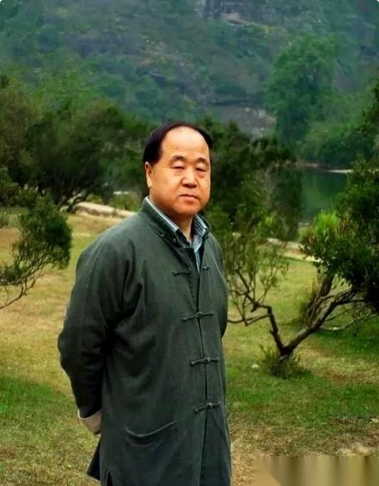 网上疯传一句话：“男人穷了，在女人面前一文不值。女人再美，在富人面前一文不值。富