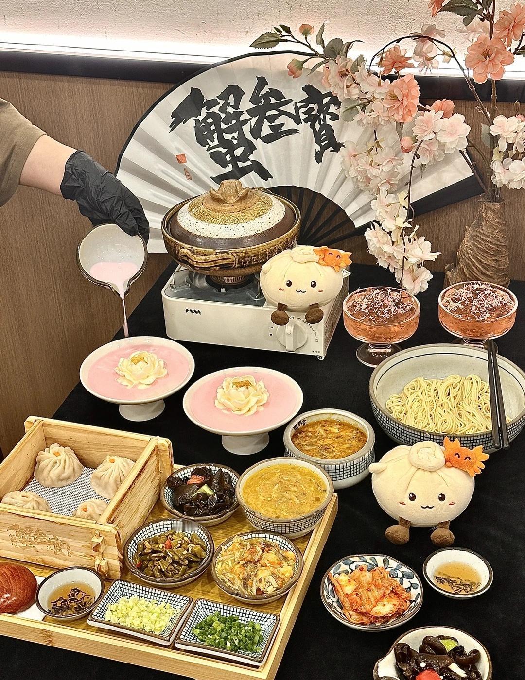 永庆坊必冲！这口蟹黄面把我香迷糊了😭
就在永庆坊月亮桥附近，新挖到的蟹黄面宝藏