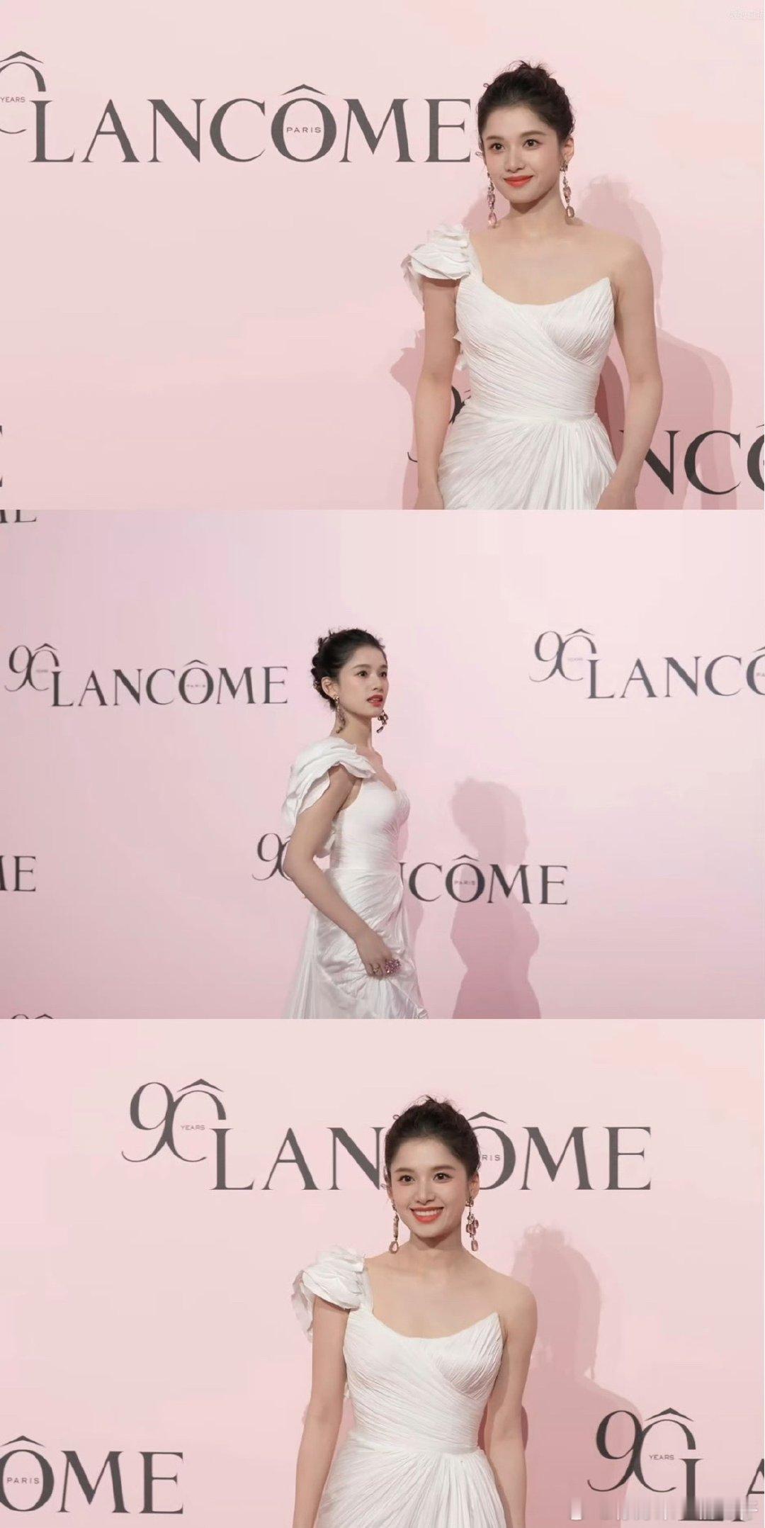 张凌赫张婧仪颜值张婧仪张凌赫颜值 张婧仪张凌赫颜值，对我眼睛很好 ​​​