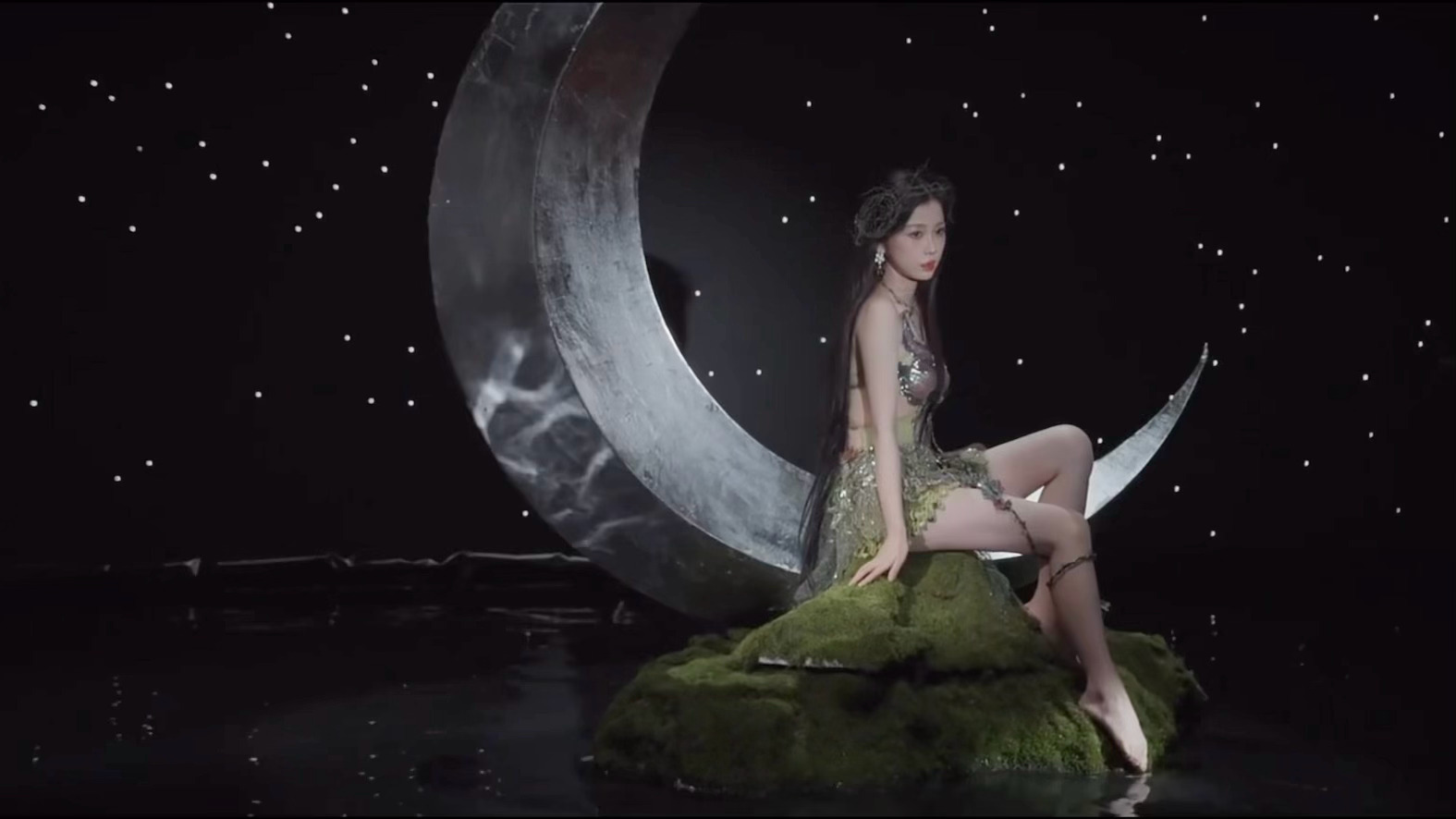 虞书欣每一帧都绝美。。。 虞书欣blossom幕后记录