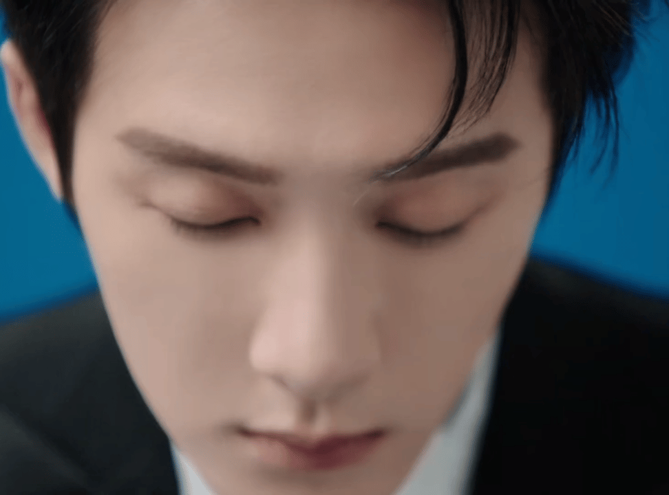 这个抬眼🥵🥵🥵 ​​​