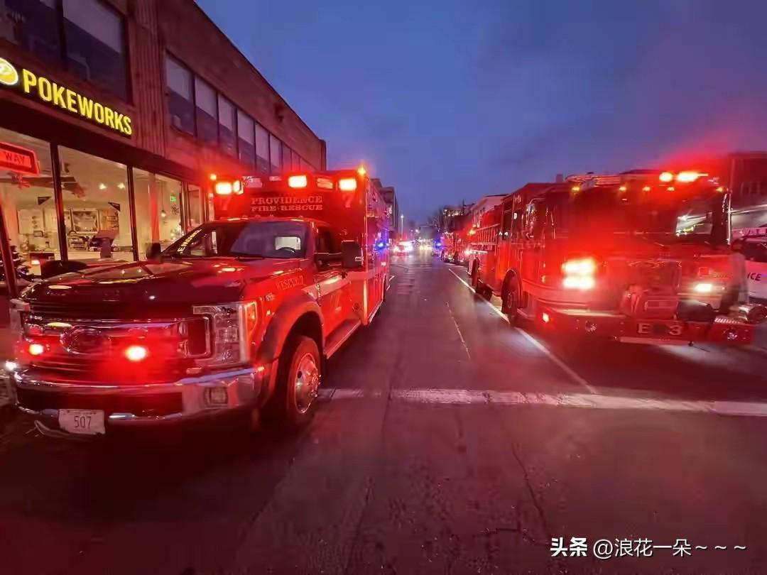 这事儿闹的！
美国布朗大学突发枪击事件，造成人员严重伤亡，据央视新闻报道，枪击案