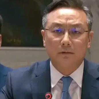 美国频频贼喊捉贼！联合国现场被中国硬核戳穿
 
美国总是干这种贼喊捉贼、任意抹黑