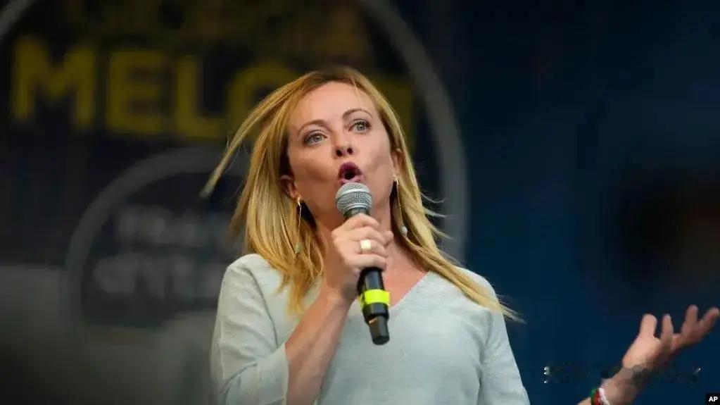 意大利总理梅洛尼真是好样的！她彻底摧毁了特朗普的傲慢
​特朗普——“意大利可以被