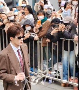 檀健次李兰迪hi6上班路透 檀健次李兰迪hi6上班路透，新剧《滤镜》的宣传照真是