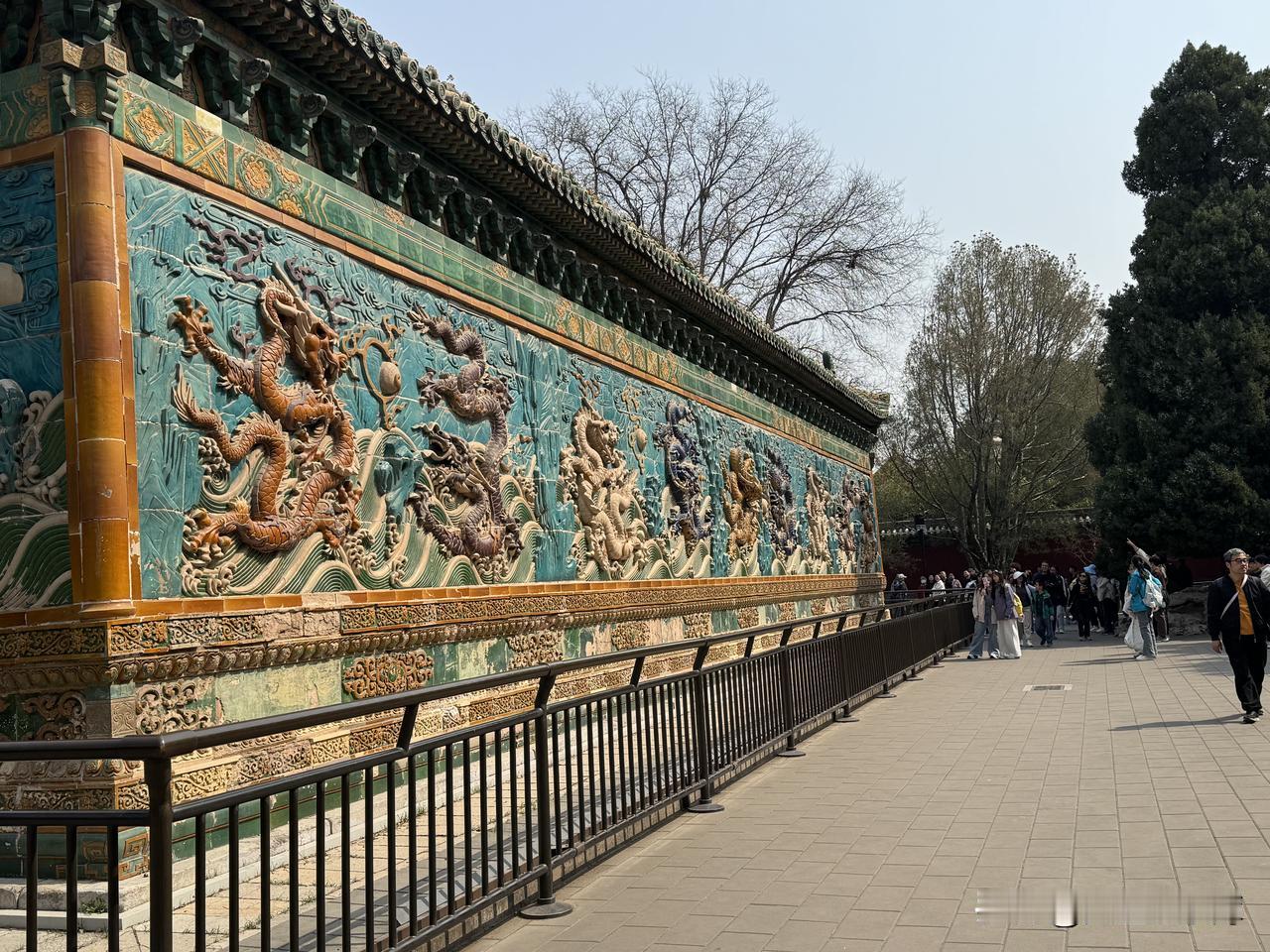 昨天中午吃饭的时候我跟孩子说起体检的事儿来，我原来参加保险公司的业务员说：全国9