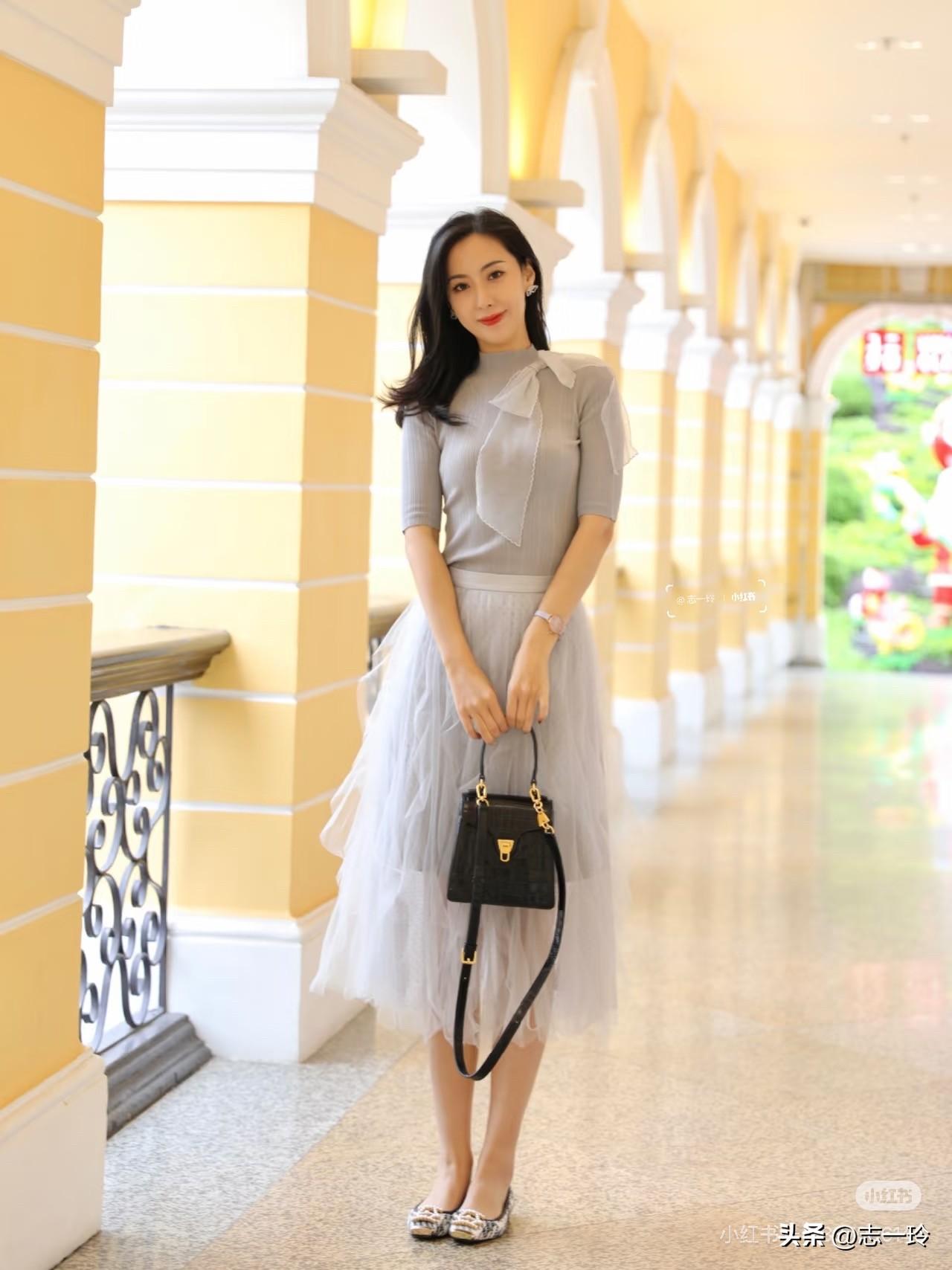 在异国街头，遇见不一样的自己🌍✨