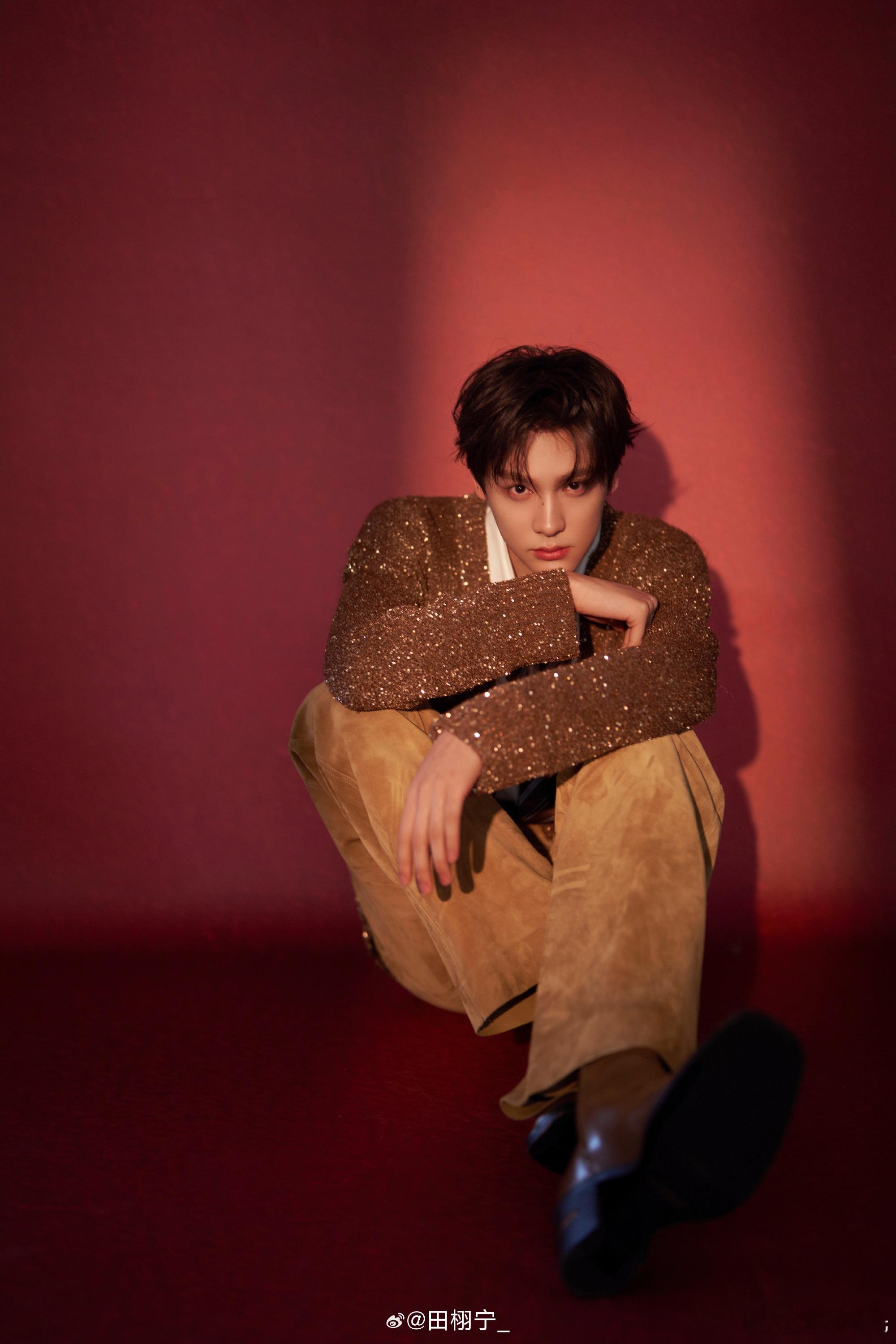 田栩宁 txn未完待栩 “花在骄阳下盛开 我的爱永远为你而敞开.”𝓕𝓵𝓸?