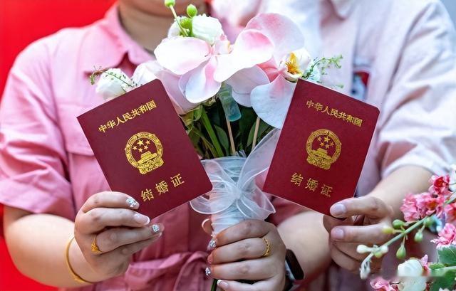 一旦恢复该规定，中国结婚率或将大幅上升，离婚率也将有所下降
 
2003年我国取