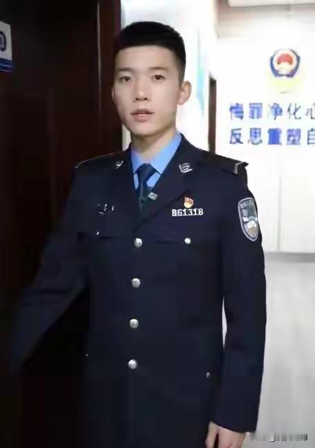 26岁山东民警因急性白血病不幸离世，从确诊到离世仅11天，妹妹：他生前身体一直很
