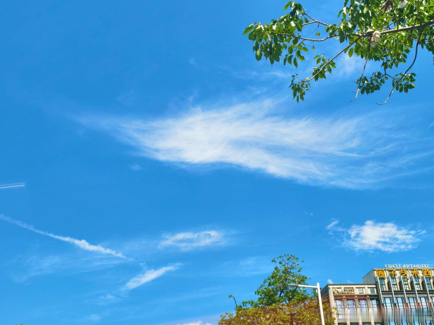 中山商业城建观察录 天高云淡盛夏味道🌞，汉庭酒店，动工！福朋喜来登酒店，动工！