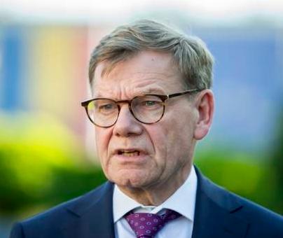 你们知道德国为什么最近敢肆无忌惮地挑衅中国？原因其实很简单，就是因为中国太仁慈、