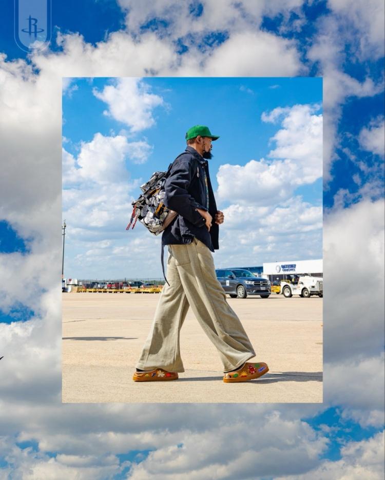 杜兰特开启火箭旅程，奔赴俄城旧地重游感慨万千！NBA揭幕战火箭客场挑战卫冕冠军雷