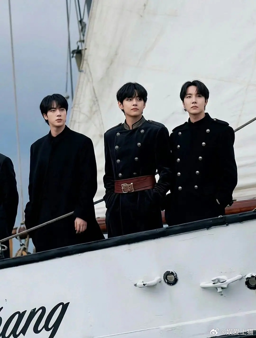 BTS回归集体颜值回春了，套叔们太帅了 