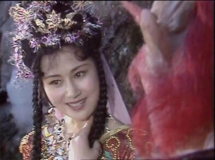 小时候看《西游记》，我觉得里面最不好看的就是这个金圣娘娘！
虽然剧里的国王对她念