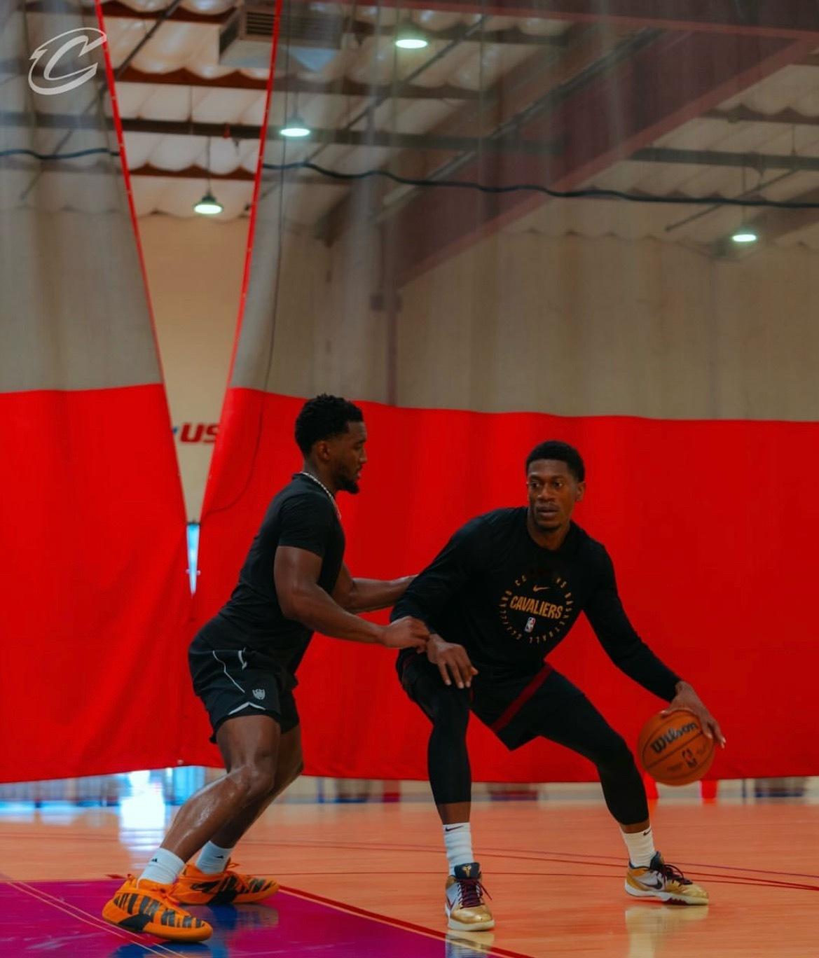 骑士官方晒出 De‘Andre Hunter 新造型chinahawks ｜我的