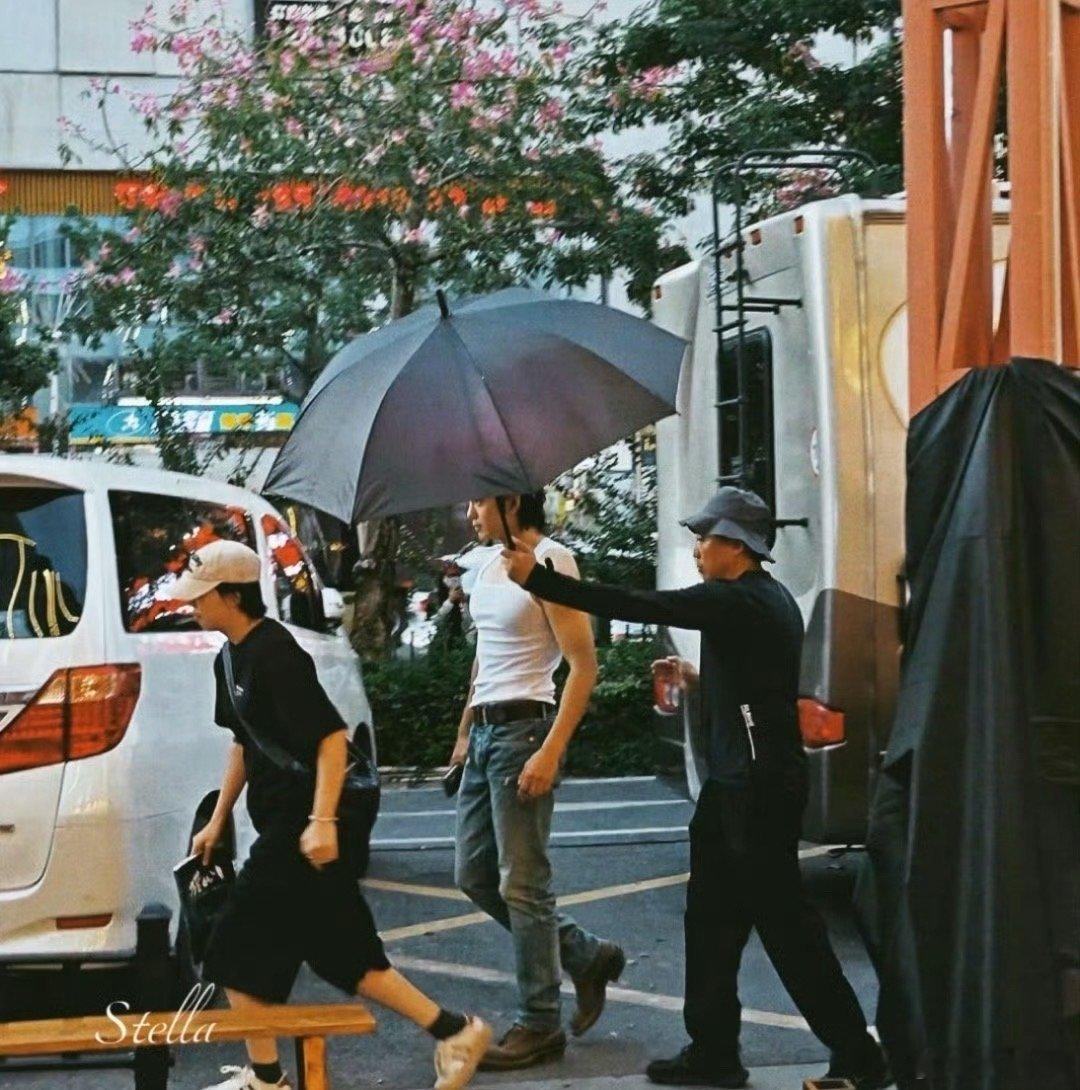 张末导演首部剧集《猎心》改名《猎影者》，张小斐（许默）、于适（韩光煦）、夏雨主演