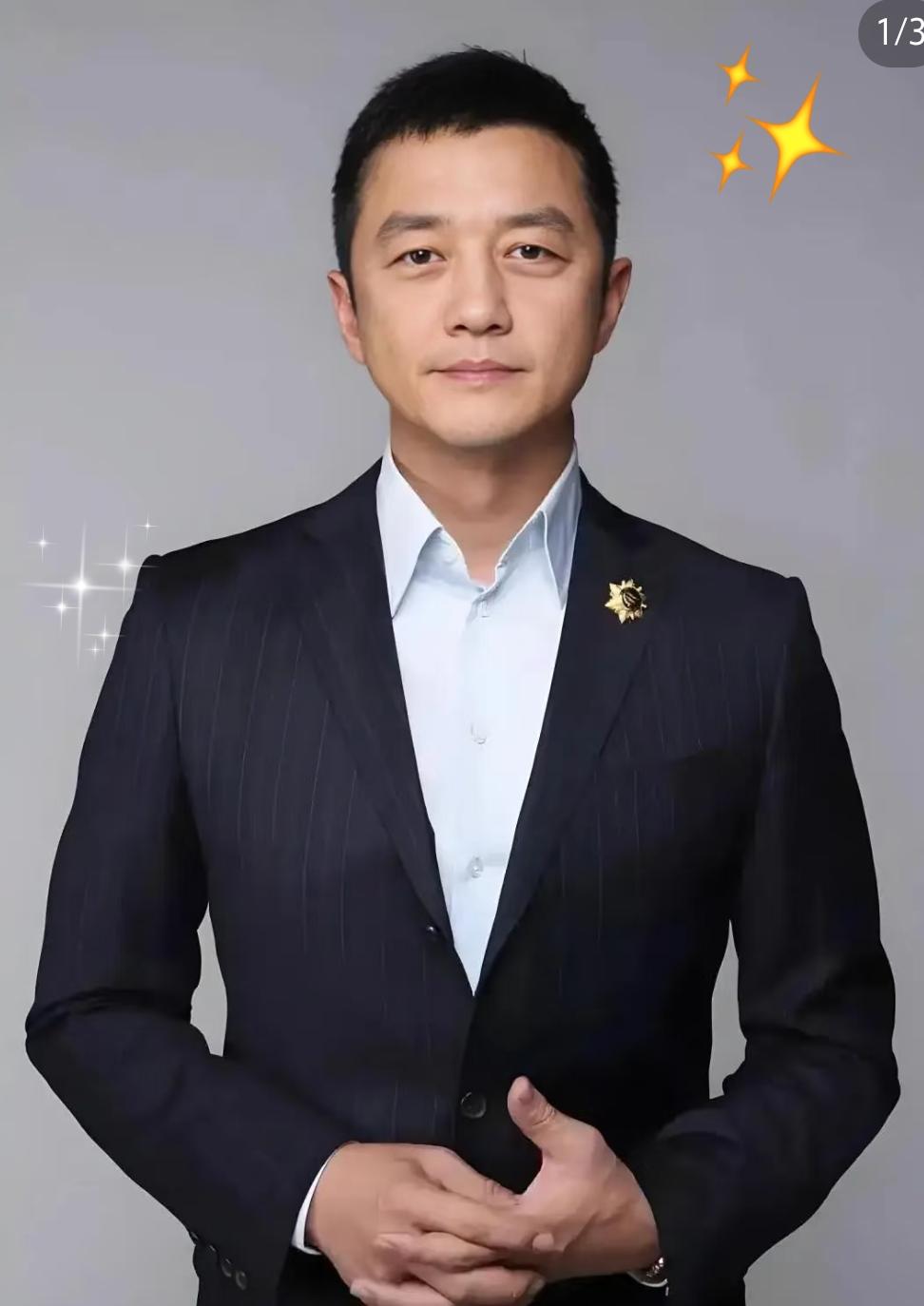 李亚鹏这波直接把公益带货玩出了新高度，韩红更是常年霸榜公益标杆，
这俩人的“封神