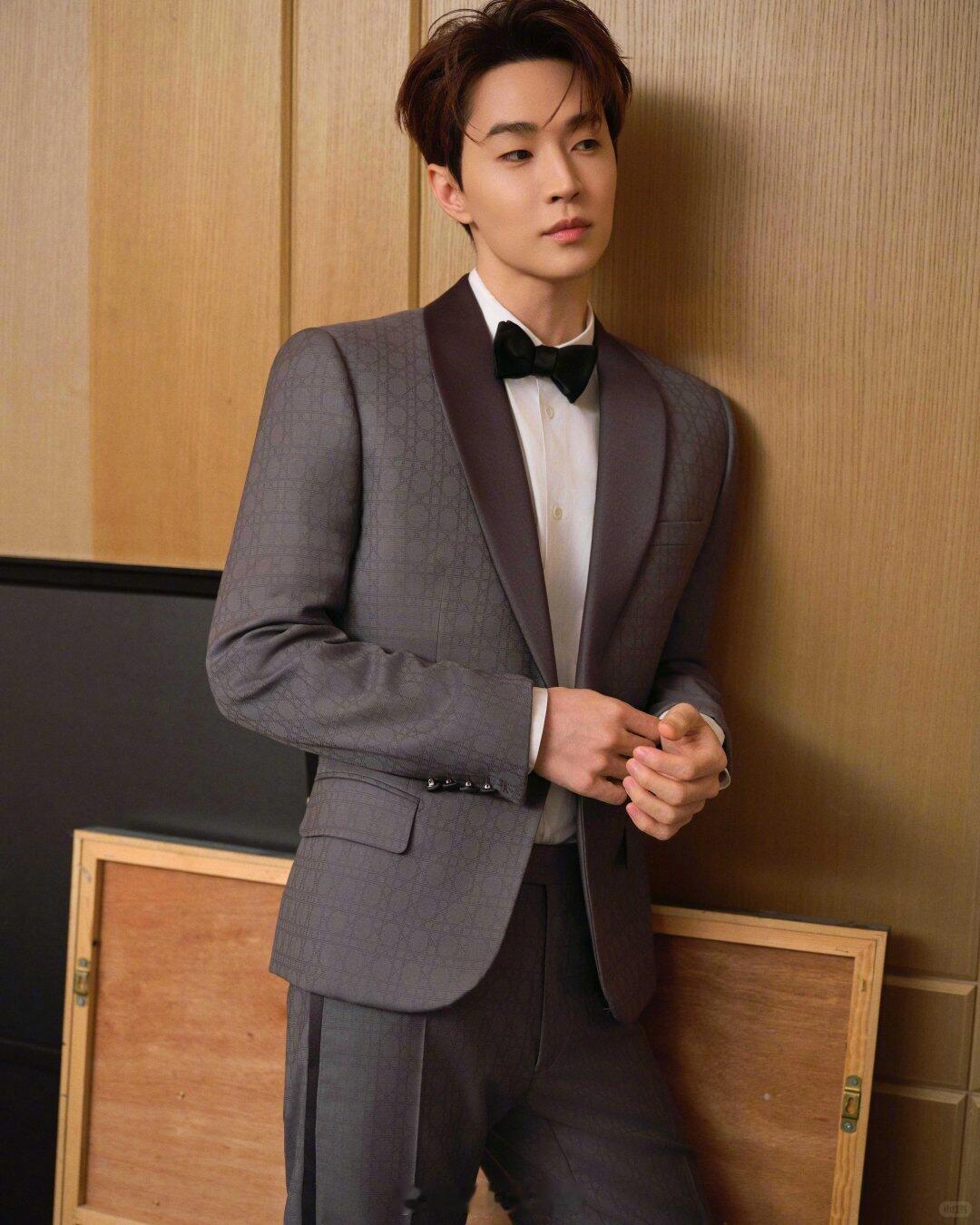 社恐就这样追刘宪华 这种不打扰、默默跟随的社恐式追星也太圈好感了！既表达了对刘宪