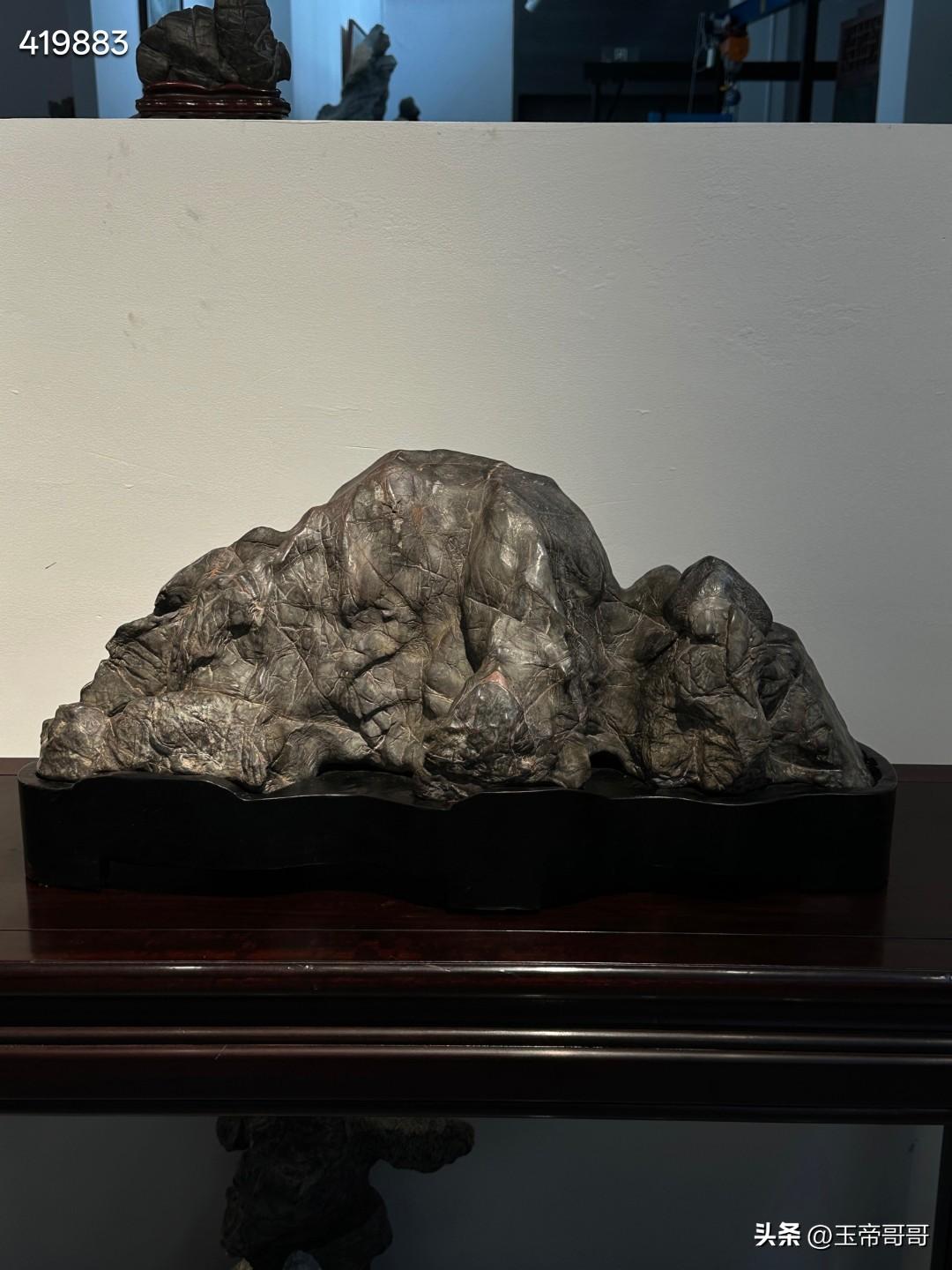 灵璧石厅堂靠⛰️石

长74高33厚24