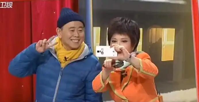 读潘长江首发信：见字如面，读懂一代人的泪与光

品读潘长江的首发信，没有华丽辞藻