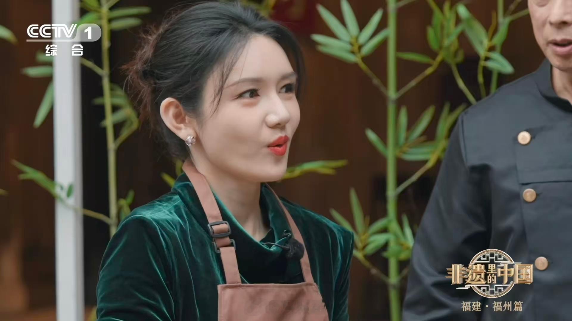 福州肉燕的燕是什么这不是纸是薄到透光的肉片   薄到透光的“肉纸”见过吗？这就是