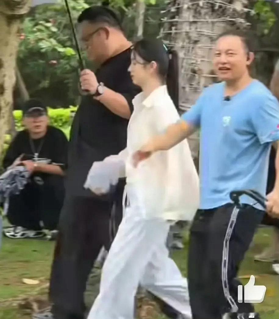这就是周也掉队的原因吗？ 