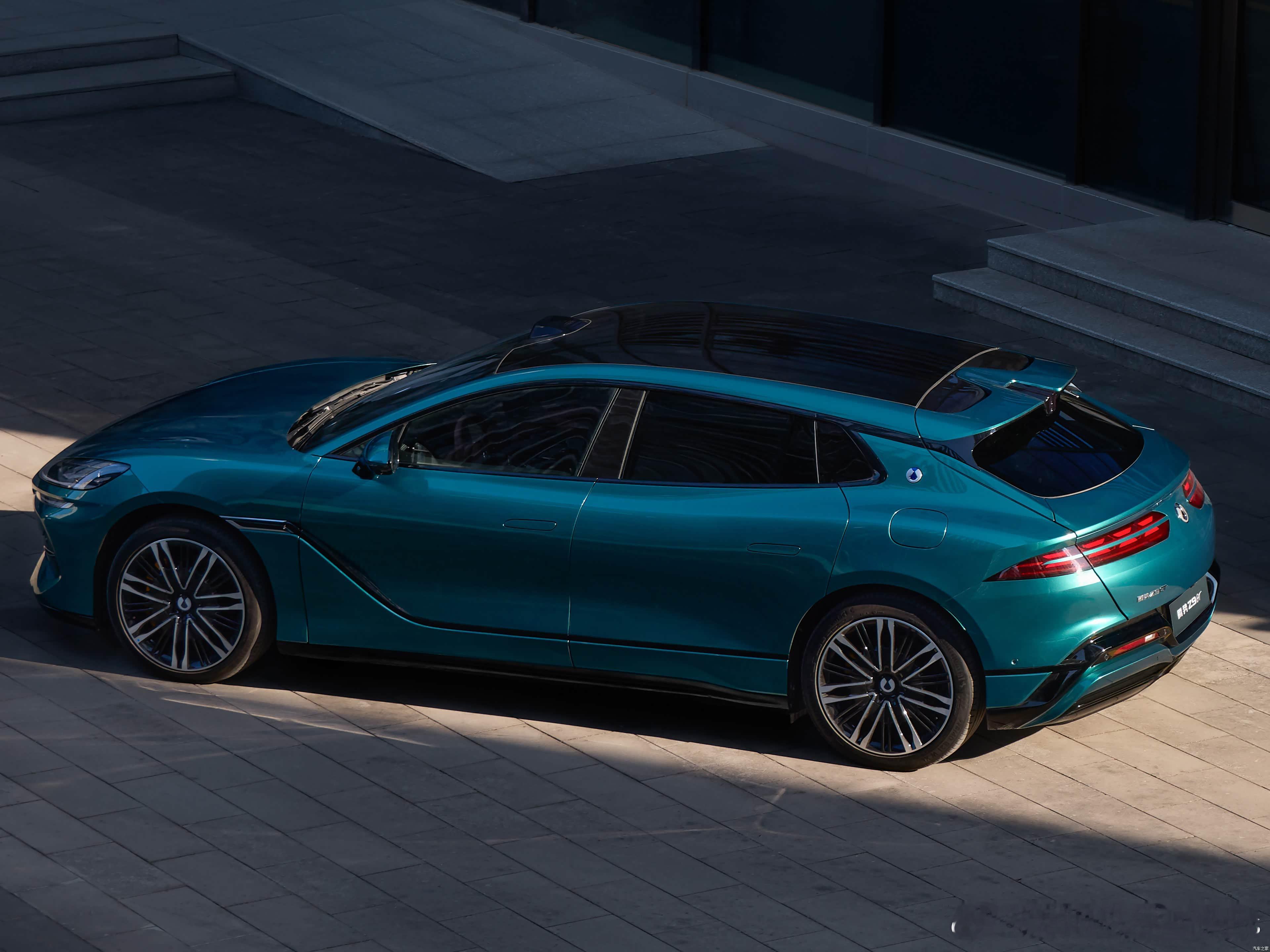 刚偶然看到马上要上的新Z9，纯电版本CLTC续航居然能破千？厚礼谢？纯电动车要是