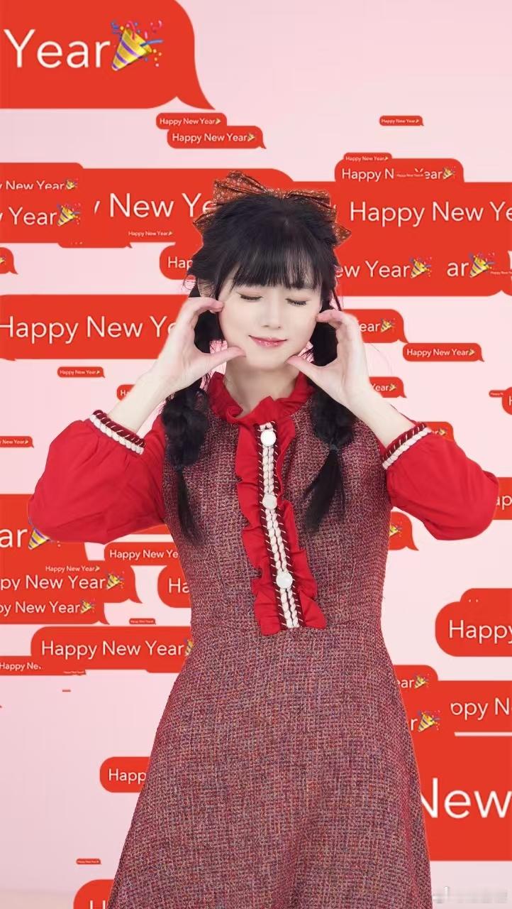 准备好迎接蛇年的万巳如意[哇]  