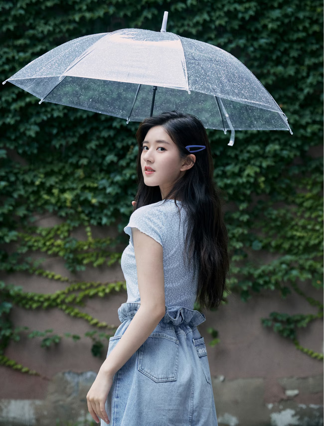 - 雨遇清风🌧️赵露思