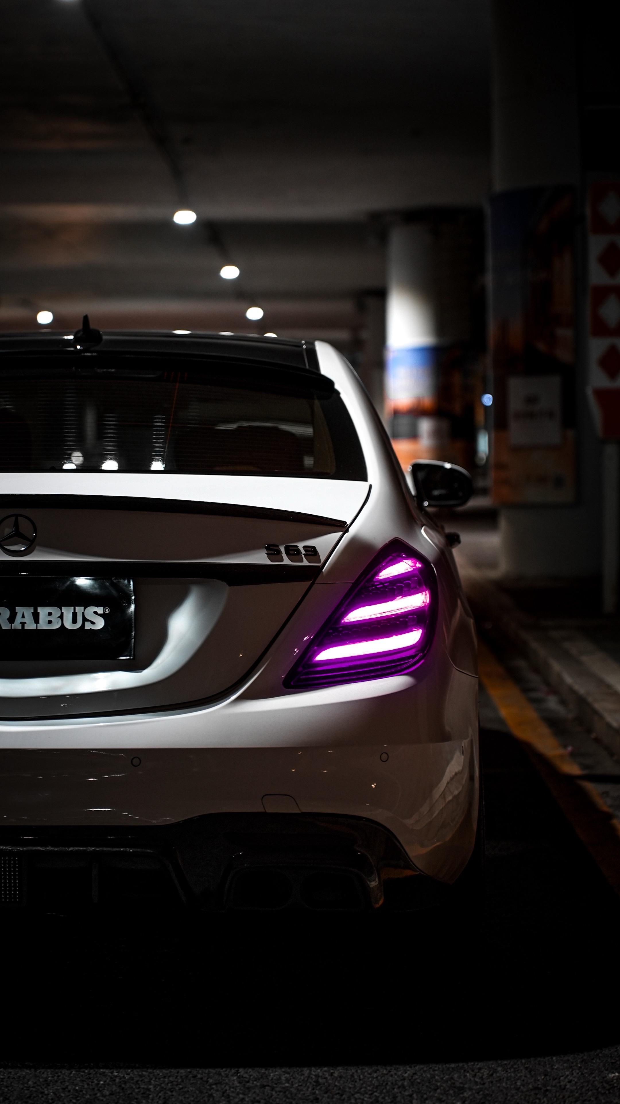 紫色星星尾灯的魅力。