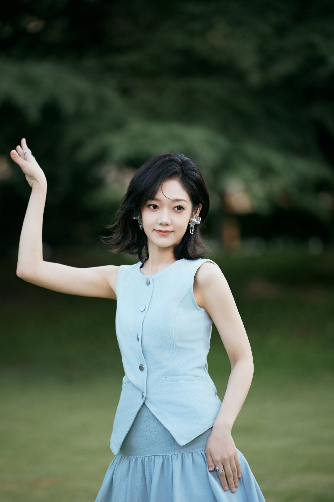 七月行程图 又🈶希林娜依高的新综艺🉑以看啦‼️新的一月新的期待～综艺、商务、