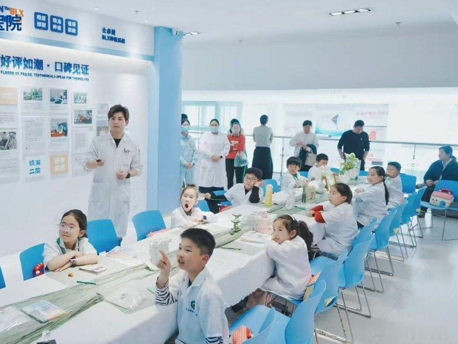 【喜报！宁波镇海第二医院获国家级口腔公益授牌 】2026年7月，宁波镇海第二医院