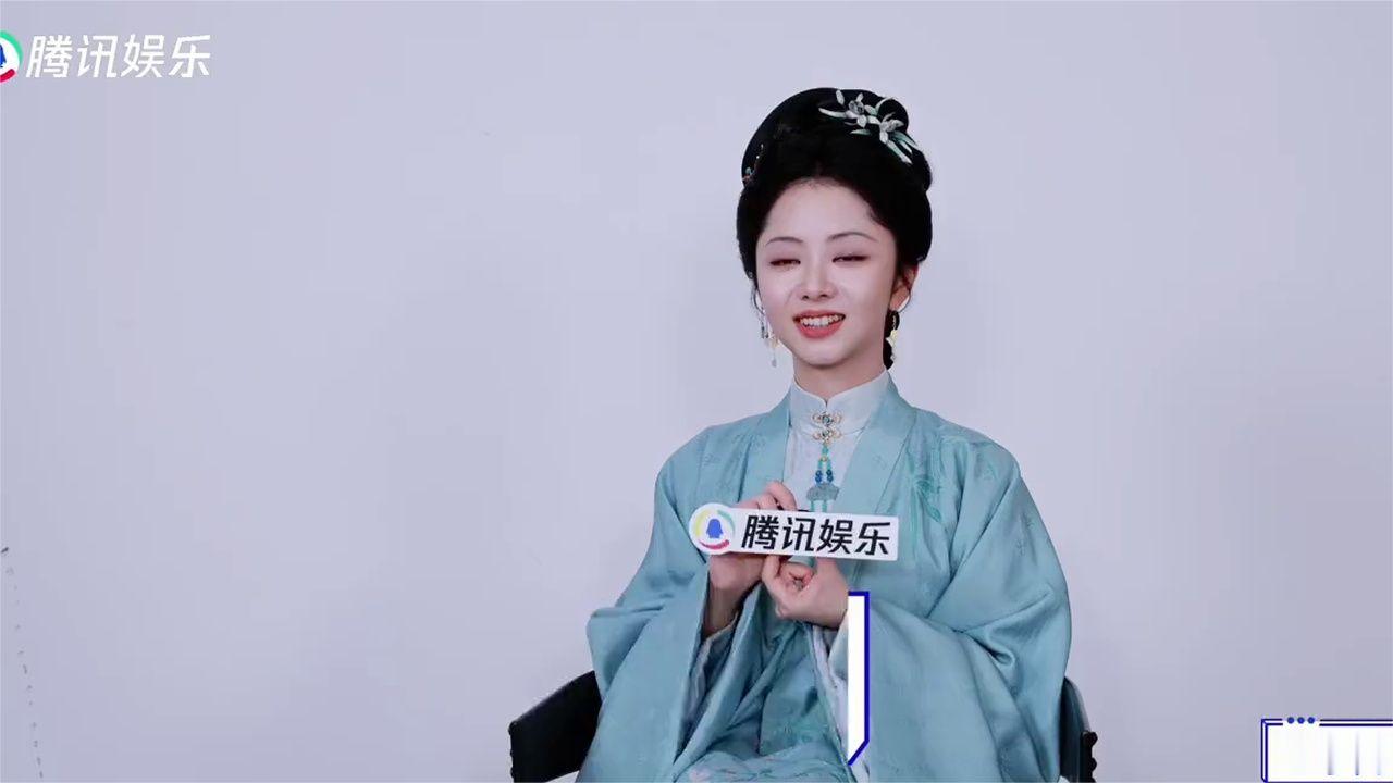 谭松韵认证刘学义不仅很逗，还是个话痨！合作前，@谭松韵seven