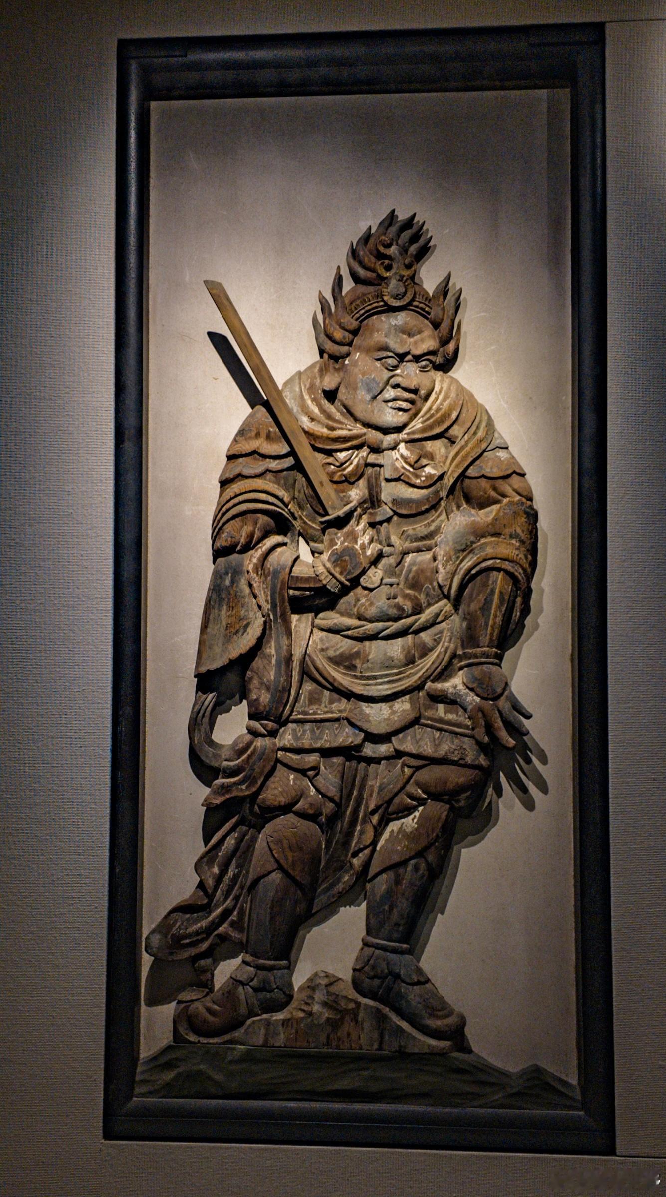 罕见板雕十二神将立像（平安时代） 